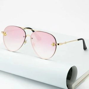 Lenti rosa Occhiali da sole ornamentali per occhiali da sole ovali da donna occhiali da sole da uomo americani occhiali da sole di marca di moda da donna occhiali da sole scoloriti occhiali da sole di alta qualità