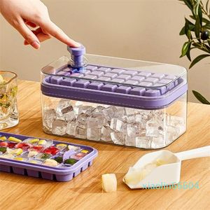 Ice Cube Maker with Storage Box Silicone Press Type Ice Cube Makers Ice Tray Making Mold For Bar Gadget Kitchen Accessories