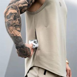 Мужские майки -топы бренда тренажерный зал Stringer Top Men Men Bodybuilding Clothing Cotton Drube Shirt Man Fitness Vest Singlet Sportwear Trabout Tranktop 230524