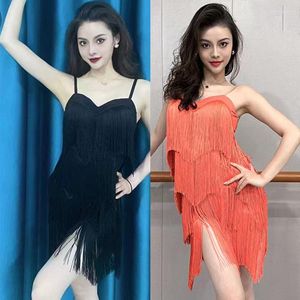 Stage Wear 2023 Latin Dance Dress Women Seksowna konkurencja Chacha Rumba Costume Black Orange Fringe Club Dancear DNV17361