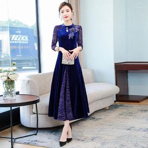 Casual Dresses 2023 Fashion Noble Dress Festive Banket Lady Wedding svärmor guld sammet cheongsam stil