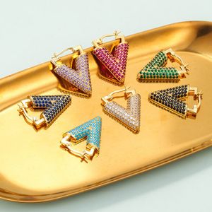 Design popular, letra colorida de zircão / Brincho de charme Brincos de latão de ouro para mulheres presentes