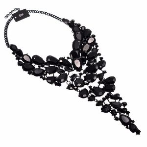 Halsketten BK Mehrfarbiger neuer Modeschmuck Acryl Statement Choker Bib Chain Anhänger Cluster Halskette