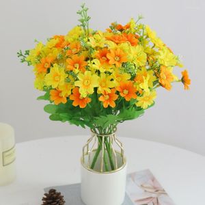 Decorative Flowers Silk Daisy Artificial High Quality Bouquet Autumn Wedding Home Decoration Small Fake Fall Office Arrangement