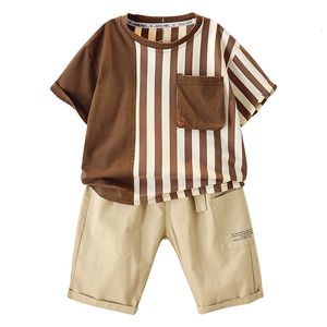 Наборы/костюмы детская одежда полосатая узоры для мальчиков Летняя одежда футболка короткая одежда для мальчиков набор для подростков.
