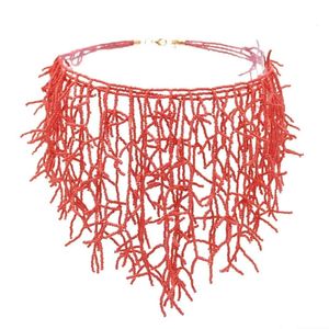 Halsreifen, handgefertigt, rot-weiße Farbe, Korallenform, Perlen-Halskette für Frauen, indischer afrikanischer ethnischer Latzkragen, Boho-Statement-Schmuck 230524