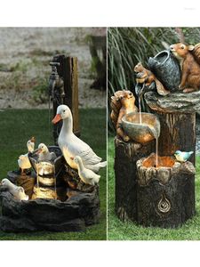 Decorazioni da giardino E2 Duck Solar Power Squirrel Resin Patio Fountain Design con decorazione a led Simulazione esterna