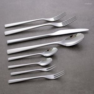 Set di stoviglie Set di stoviglie occidentali in acciaio inossidabile 304 Piatto principale giapponese Coltello Forchetta Cucchiaio Ristorante Tè alla frutta per uso domestico