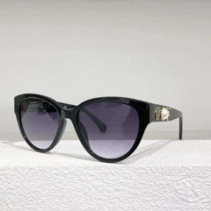 Дизайнерская мода роскошная классная солнцезащитные очки супер высококачественные онлайн -знаменитость Тот же кошачьи глаза.