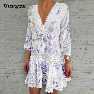 Klänning 2021 Summer Women Vneck Floral Print Hollow out Dress Ladies Threquarter Sleeve Dress for Daily Wear Boho Style Etnic Dress