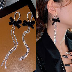 Mode Lange Quaste Voller Strass Tropfen Ohrringe für Frauen Bijoux Glänzend Schwarz Bowknot Kristall Baumeln Ohrringe Schmuck Geschenke