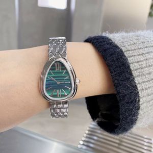 女性の時計ブランドSerpenti Peach Heart Women Watch Diamonds Snake手首230524