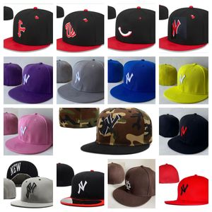 Designer de verão Chapéus equipados Tamanho do chapéu plano Baseball Snapbacks Fit Hat Flat Borderyer