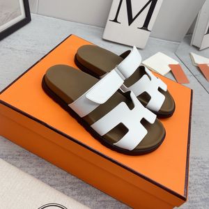 Sandals Women Flat Shoes Light Brown Grace White Black Training Silver Letter Leather Velvet Canvas Slippers Summer