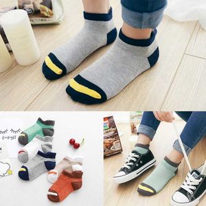 Socks 10 pieces/batch of spring and summer mesh cotton boys' striped solid children's sports socks G220524