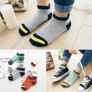 Socks 10 قطع/مجموعة من الربيع والصيف شبكات القطن من القطن المخطط الجوارب الرياضية للأطفال G220524