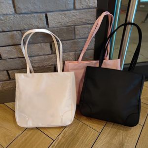 Borse da sera Borsa tote da donna Alta qualità Tinta unita All-Fiammifero Cerniera Mano Femminile Semplice Casual Oxford Office Lady 2023