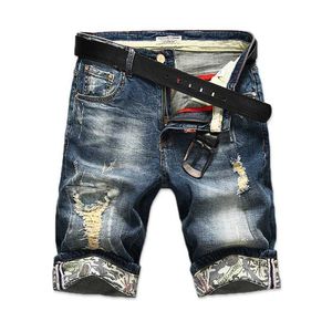2022 Moda Hot Rachado Jeans Curto Burmuda Verão Casual Casual Chapéu Denim Shorts Homens P230524