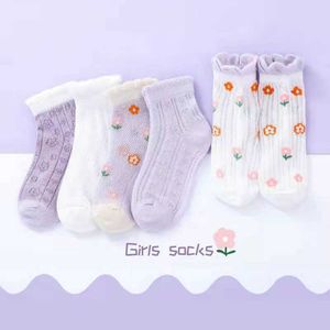 Socks Girls '5 par/batch vår- och sommar bomullsbarnstrumpor Söta lavendelblomma mönster G220524