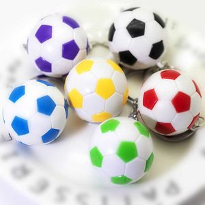 Keychains Player Gift Car Football Fan Keychain 6 Color Sports Accessories G230525