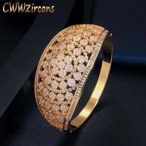 Bangle Cwwzircons Glitter Indian Gold Color Micro Pave Cubic Criconia Fancy Flower Large Wide Oświadczenie Bridal Wedding Banles BG037