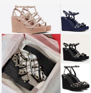 Top Designer calfskin leather ankle strap wedge Caged Spikes Wedge Sandals Pumps Straw Weaving Parting Wedding Dress Shoes Ankle Strap Platform Gladiator Sandal