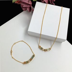 Mode kvinnors halsbandsdesigner armband kub designade halsband avslappnade unisex smycken