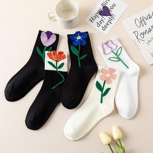 Erkek Socks Çiçek Lale Sonbahar Kış Moda Kadınlar Çorap Vahşi Koreli Kızlar Pamuk Gelgit Yaratıcı Sevimli Lady Fememen's