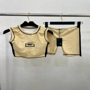 Kadın Designerwomens Designer Mayo Mektubu Baskı Bikini Kısa Set Moda Sutyen Plaj Partisi Seksi Push Up Bandage Banyo