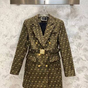 Womens Suits Designer Roupos Blazers Weman Designers Jackets Coats Designer de luxo Jaqueta Mulher Novo Lançado Tops C171