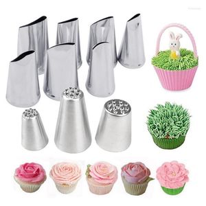 Bakningsverktyg Flower Russian Icing Piping Tips Rostfritt stål bakverk Kaka Dekorera munstycken Konfektutrustning