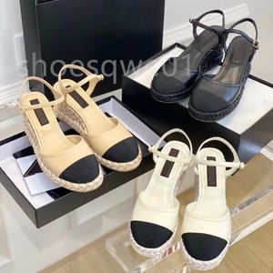 Classic designer sandals High Quality hand knitting Womens wedding dress shoes summer thick heels fashion round head slides 100% leather Platform large size sandal