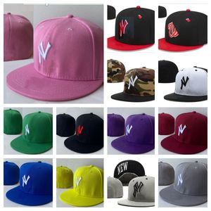 Tanie projektanta dopasowane czapki rozmiar płaski kapelusz baseball snapbacks Fit Flat Casquette Hat Hafter Regulowane koszykówka futbolowa czapki sportowe Hip Hop Mesh Flex Cap