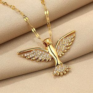 Necklaces Creative Communication Zircon Angel Wings Pendant Engagement Necklace Women's Copper Jewelry Birthday Party Gift G220524