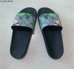 Slippers Designer Slippers Slides Shoes Slide Summer Flat Slipper With Correct Green Box Snake Print Leather Rubber Sandal Men Women Dust Bag Card J230525