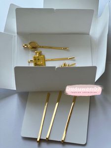 party gift 3 clips one set bottle letter classical c gift fashion bobby pin duduwenvip