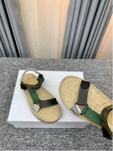 Designer unissex Fisherman Grass Sole+Classic Color Comparceling Elements Sandals Isolo de couro importado Sapatos de pescadores de alta qualidade Sapatos de fábrica