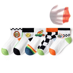 Socken 5 Paar/Charge aus Baumwolle, für Teenager, Jungen, Mädchen, Babys, niedlich, Cartoon, Mode, Websites, weich, Sommer, neue Kindersocken für 1–12 Jahre, G220524, gut