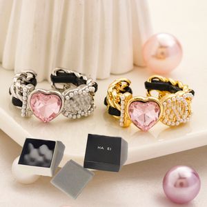 Aldrig blekna varumärkesbrev ring guldpläterad rostfritt stål öppna band ringar modedesigner lyxhjärtkristall strass ring för kvinnors bröllop smycken gåvor