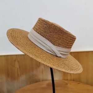 Szerokie brzegowe czapki 2023 marka mody hat bee słoma na zewnątrz wolny czas słońca letnie panie na plażę dla kobiet
