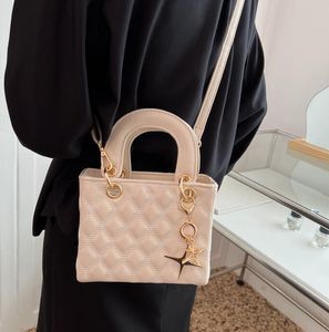 Borsa da sera in pelle di design 2024 - Borsa a tracolla invernale da donna in lattice