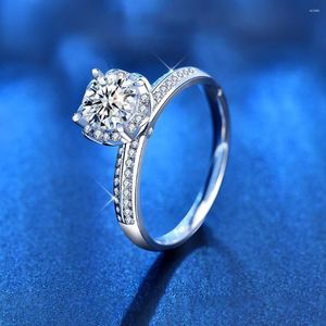 Clusterringe 1ct Handgehaltene Blume Moissanit Ring weiblich 925 Sterling Silber Diamant Hochzeit mit Zertifikatbox