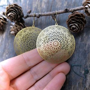 Boho Mandala Grande Tons de Filigree Disk Drop Ethnic Brincos Dangle para mulheres charme de jóias artesanais por atacado