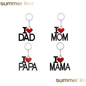 Nyckelringar Fashion Family Pappa Mamma Keychain Accessories Letter Red Heart Love Chains smycken för mor Father Valentine's Gift I Drop Dh6na