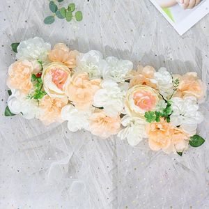 Fiori decorativi Bella finestra Wedding Artificial Rose Row Decorazione Fresh-keeping Non sbiadimento T Station Decor