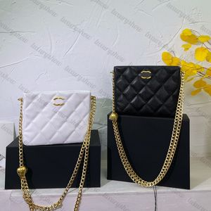 2023 Модельер -дизайнер Женщины Сумка сумочка Love Buckle Buck Buck Classic Women Bag Двойная буква сумка с одной и белой супер -огненной сумкой Super Fire Super Super Super Super