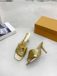 Slippers Designer Fashion Slippers Revival Mule High Heels Обувь Женщины Sandals Gold Silver Waterfront Summer Flops J230525