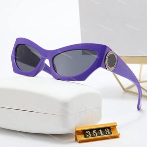 Óculos de sol clássicos de gato de gato de olho de sol roxo pequeno moldura moderna óculos de proteção UV Moda grande marca Mulheres e óculos de sol masculinos Versage Sun Glasses with Case