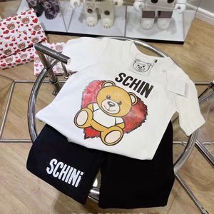 Детская одежда наборы медвежьи печатные футболки для мальчиков шорты девочки детские детские буквы