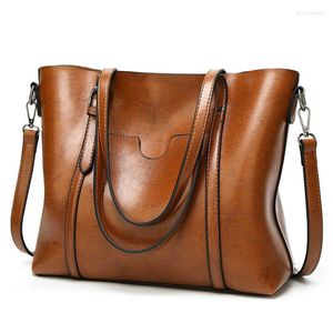 Kvällspåsar för kvinnor Oil Wax Leather Handbag Tote Crossbody Bag Luxury Designer Hög kvalitet